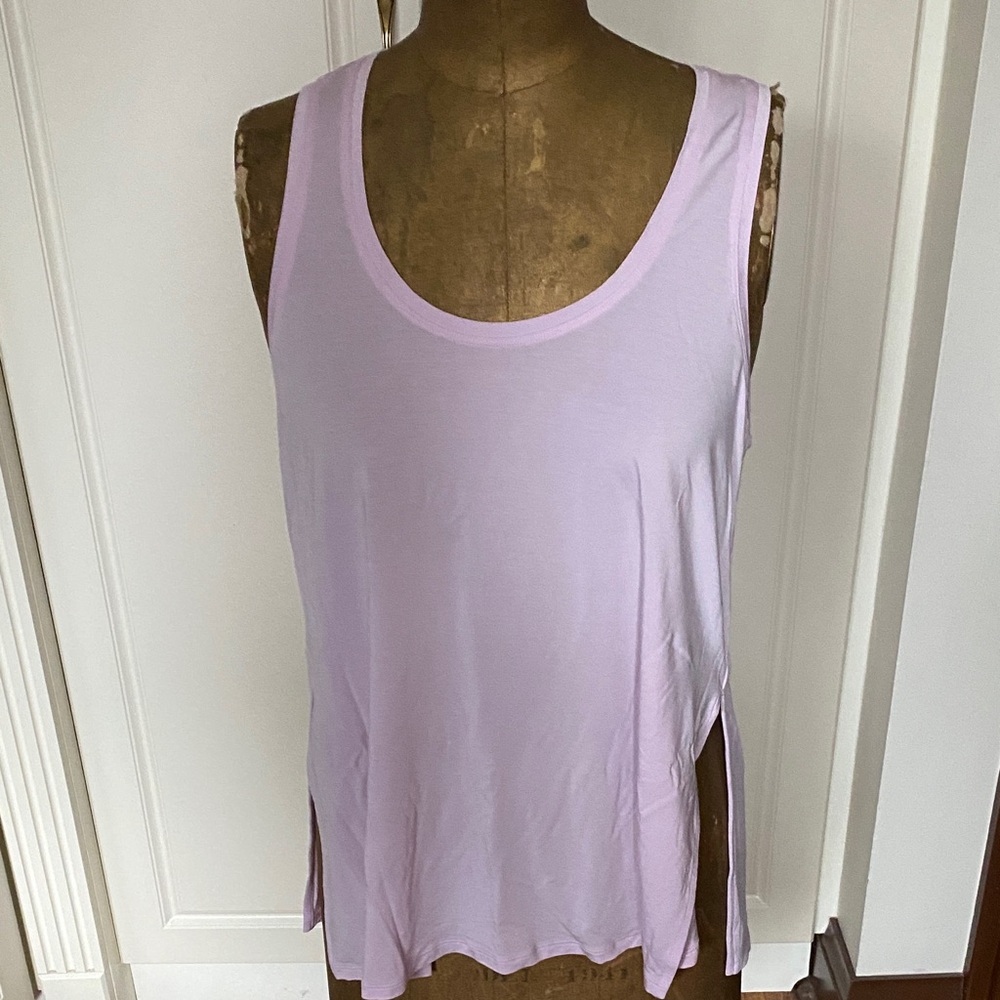 lululemon athletica Lavender Scoop Neck Tank Top